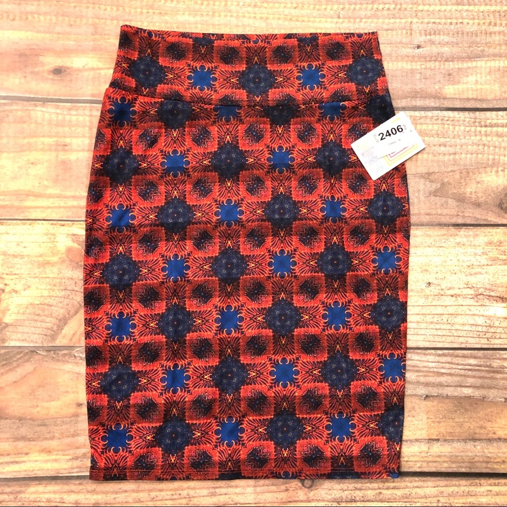 New LuLaRoe Cassie Pencil Skirt sz Medium